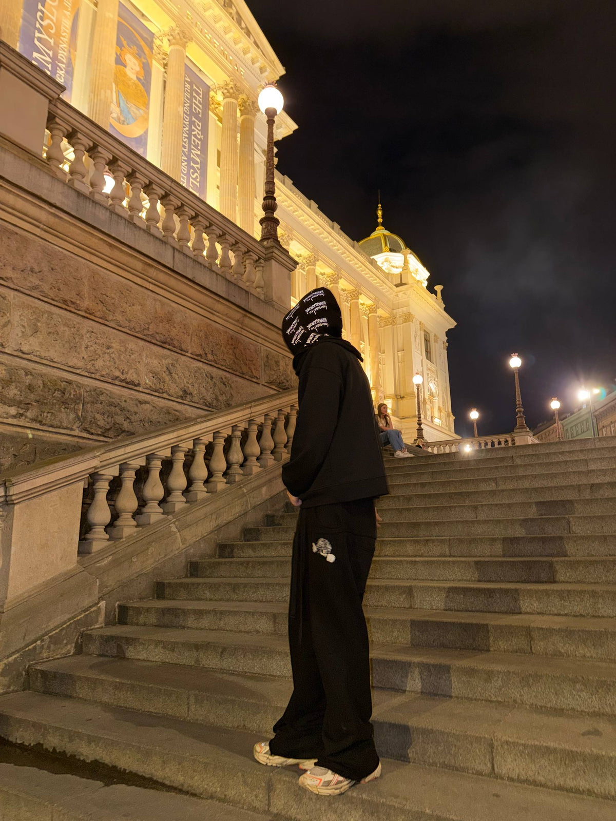 REFLECTIVE SCARFHOOD HOODIE